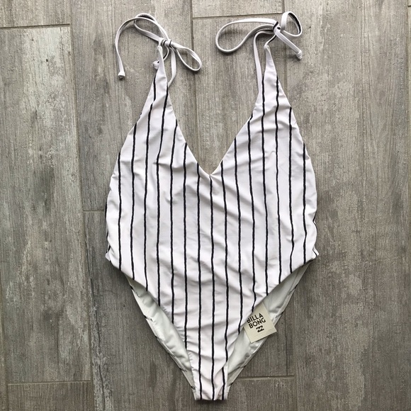 🔥🔥BILLABONG - BEAT ONE PIECE🔥🔥 - Picture 4 of 7